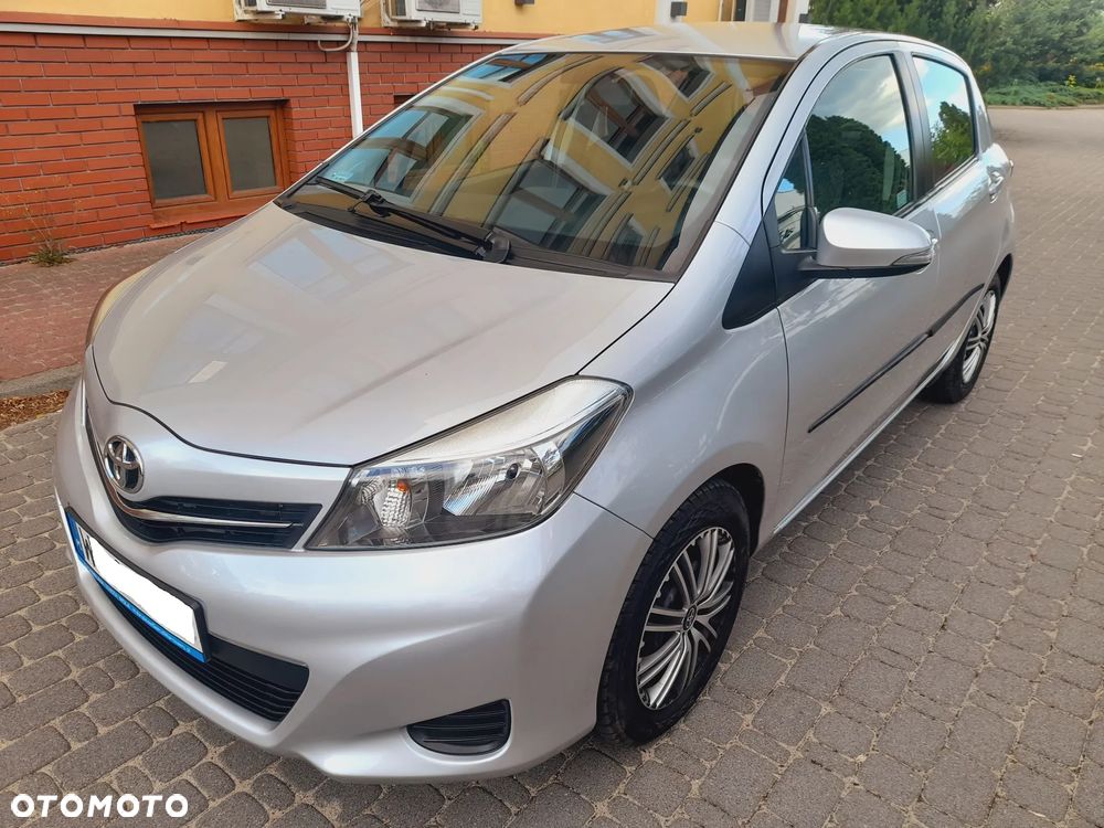 Toyota Yaris - 26