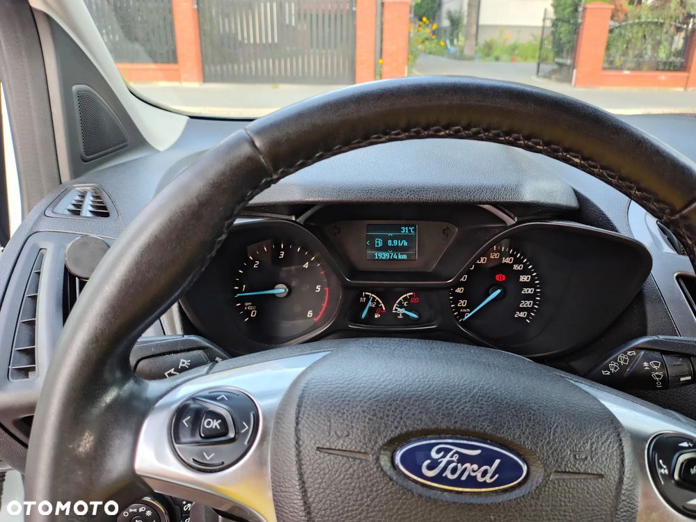 Ford Tourneo Connect 1.5 TDCi Titanium - 17