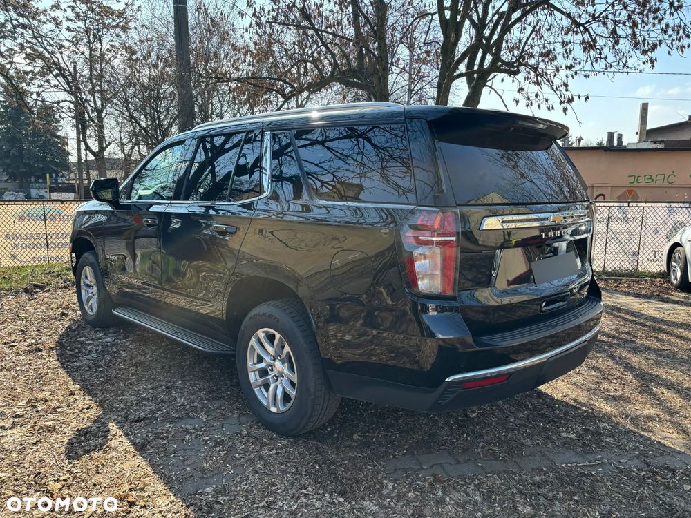 Chevrolet Tahoe - 4