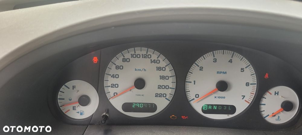 Chrysler Grand Voyager - 5