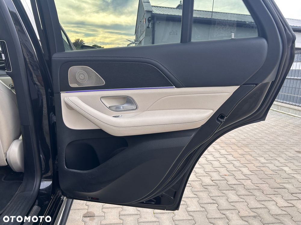 Mercedes-Benz GLE 400 d 4Matic 9G-TRONIC AMG Line - 25