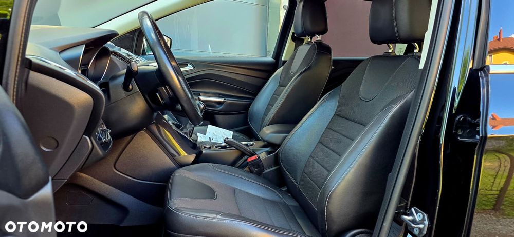 Ford Kuga - 28