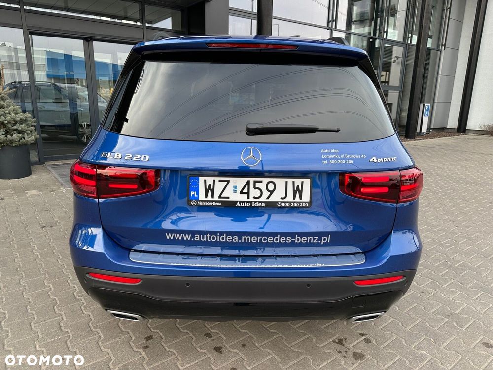Mercedes-Benz GLB - 21