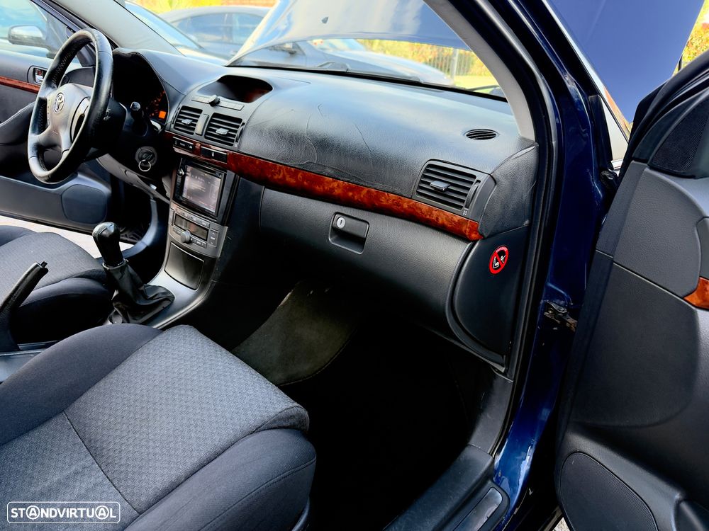Toyota Avensis SW 1.8 VVT-i TA - 51