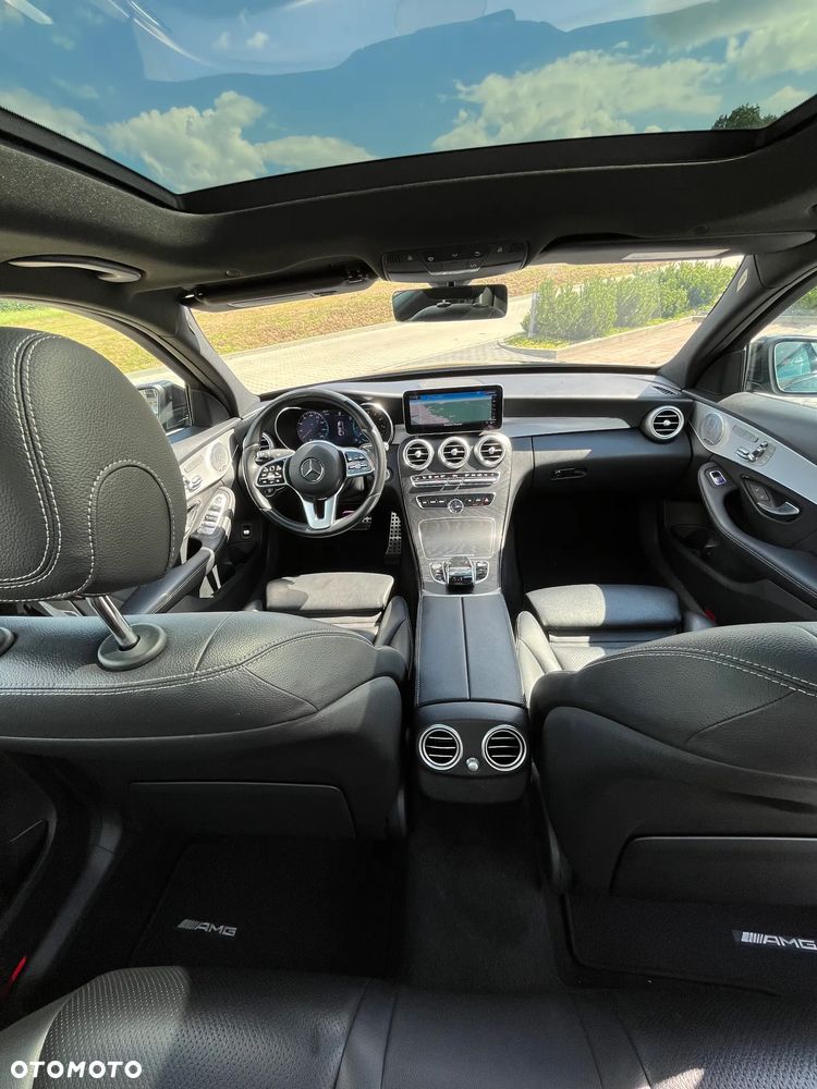 Mercedes-Benz Klasa C 300 9G-TRONIC - 19