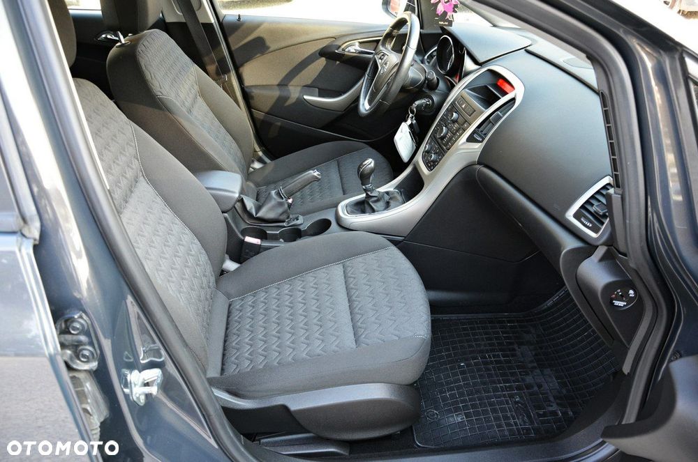 Opel Astra - 36