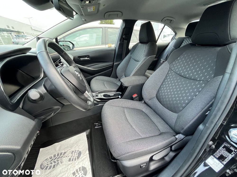 Toyota Corolla 1.8 Hybrid Comfort - 26