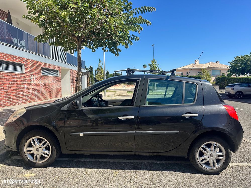 Renault Clio 1.2 16V Confort - 18