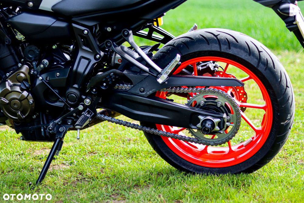 Yamaha MT - 6
