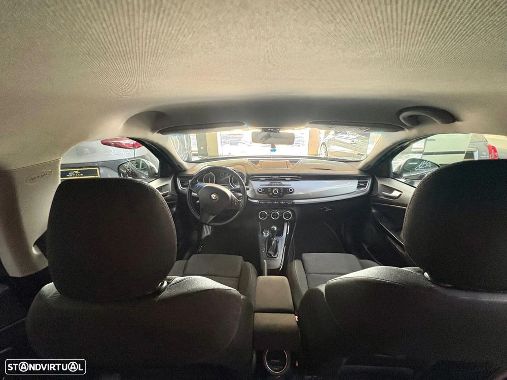 Alfa Romeo Giulietta 2.0 JTDm Distinctive TCT - 17