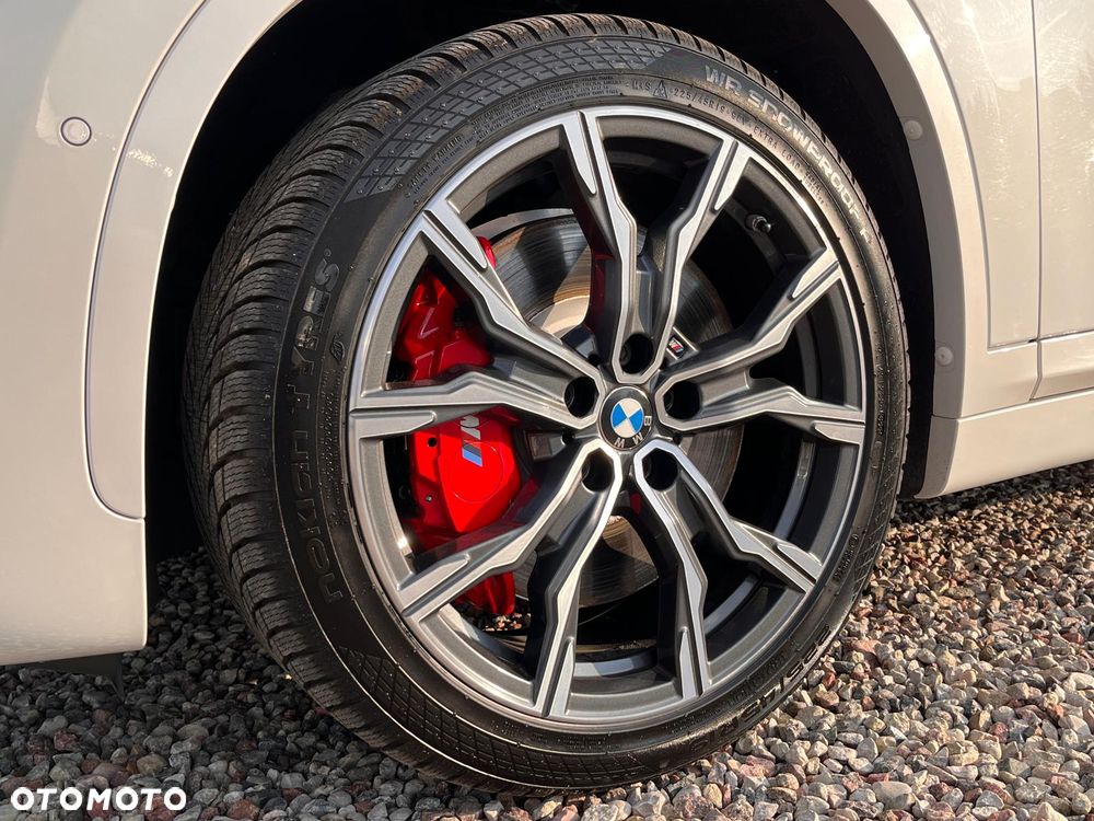 BMW X1 xDrive20i M Sport - 16