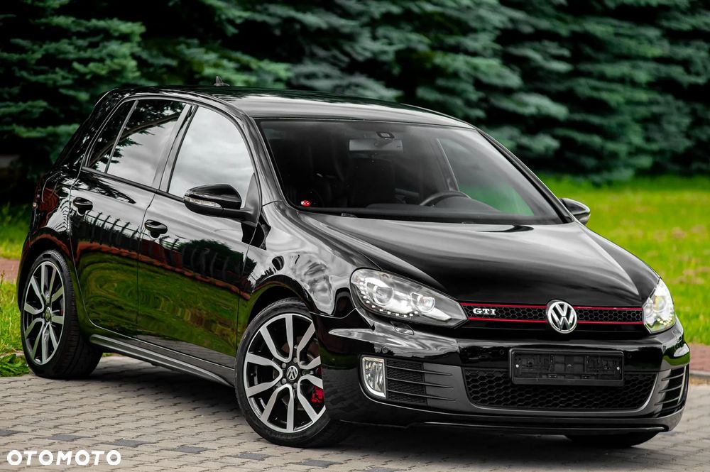 Volkswagen Golf 2.0 GTI DSG adidas - 5