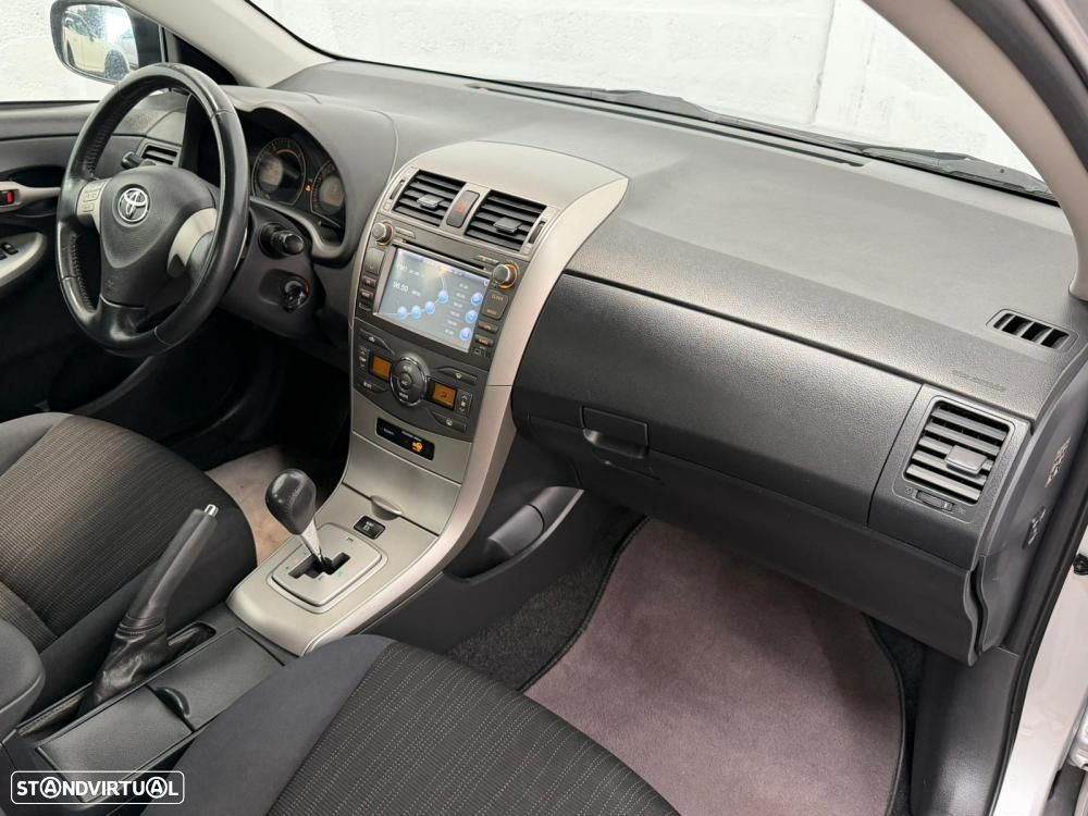 Toyota Corolla 1.4 D-4D MMT S-Pack+AC - 29