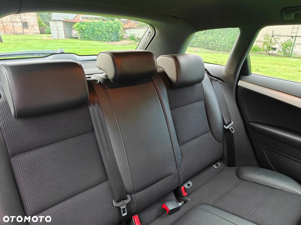Audi A3 Sportback 2.0 TDI DPF S line Sportpaket - 10
