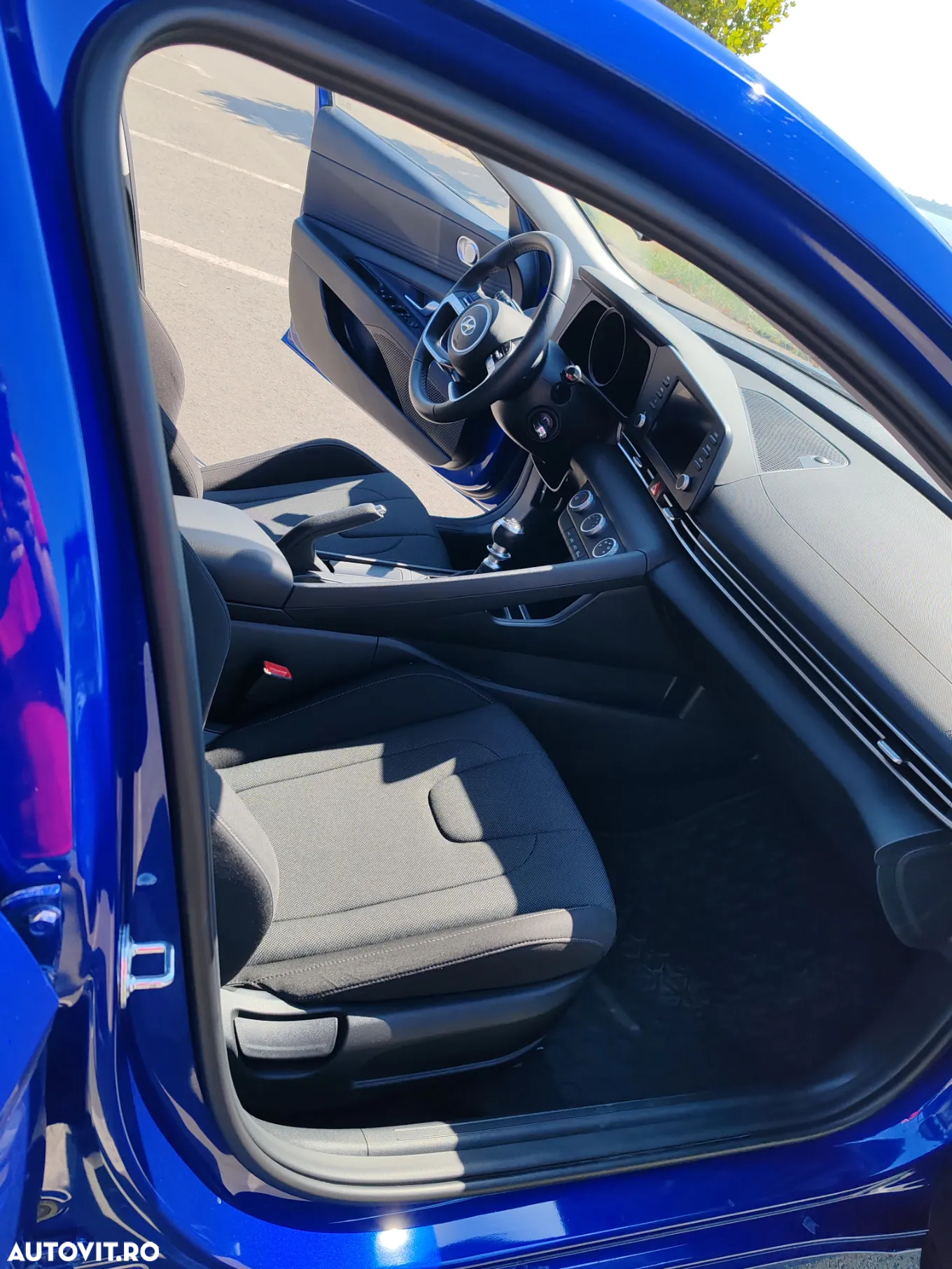 Hyundai Elantra 1.6 l 123 CP 6MT Comfort - 4