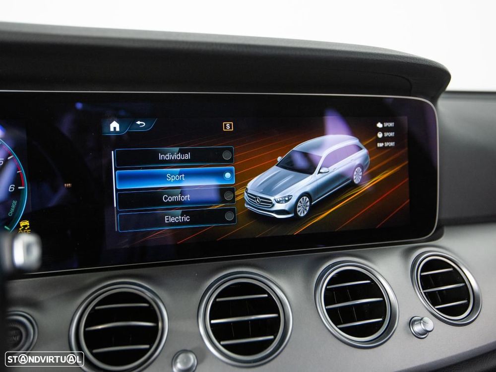 Mercedes-Benz E 300 de Avantgarde - 27