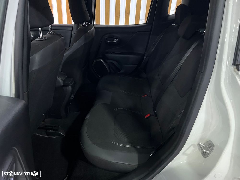 Jeep Renegade 1.0 T Limited - 11