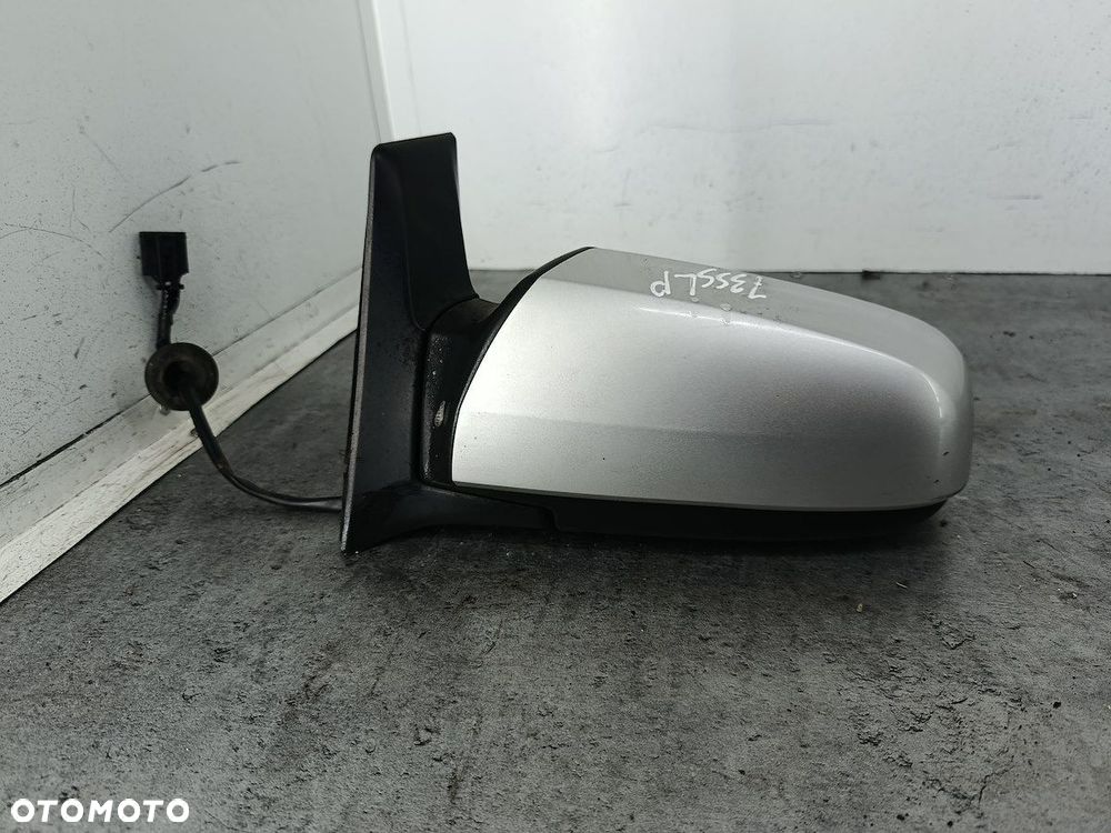 LUSTERKO LEWE OPEL ZAFIRA B 13252957  471531 Z157 - 1