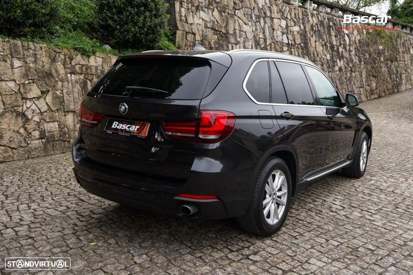 BMW X5 25 d sDrive Comfort 7L - 7