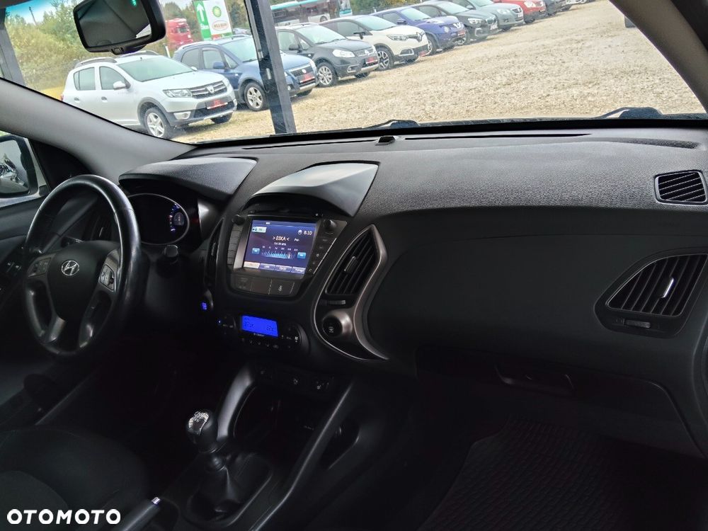 Hyundai ix35 1.7 CRDi 2WD blue Finale Gold - 7