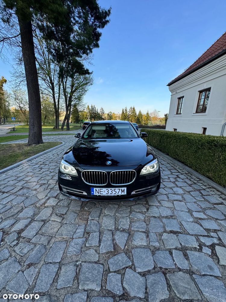 BMW Seria 7 2013 photo 4