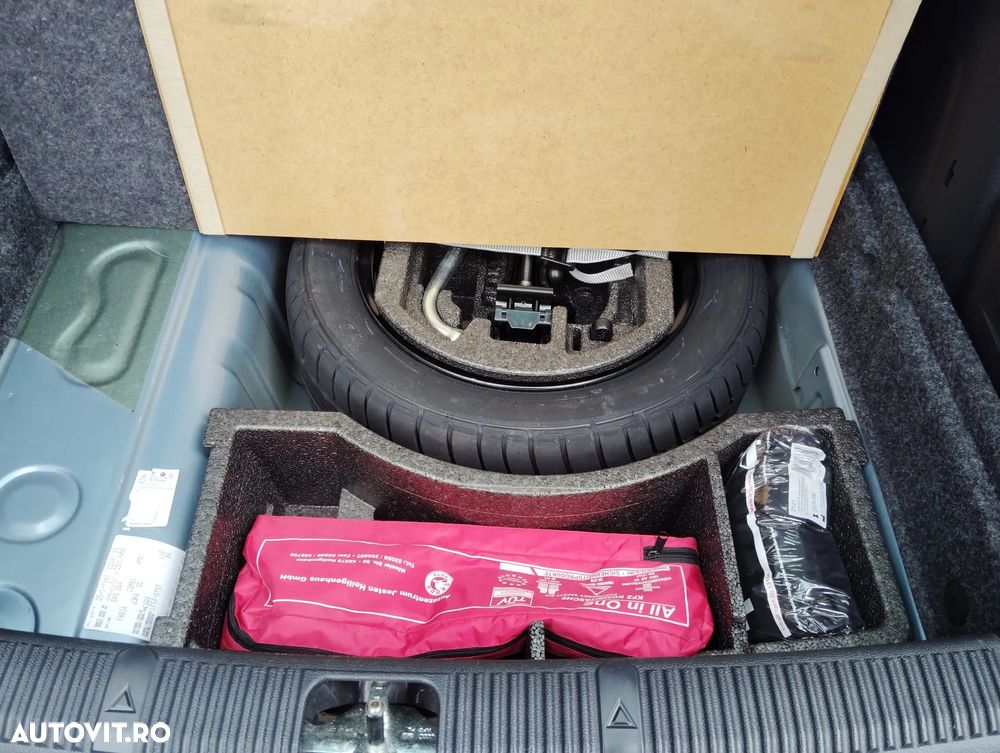 Skoda Fabia 1.4 MPI Fresh - 14