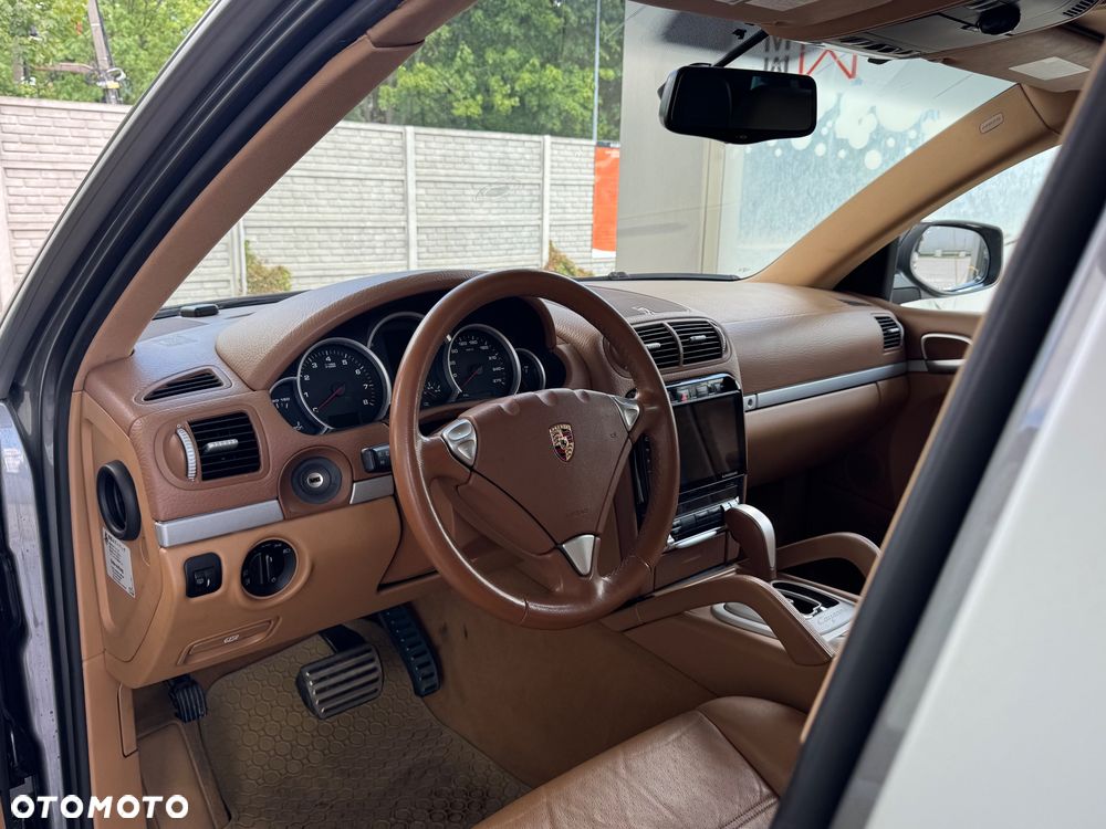 Porsche Cayenne S Tiptronic - 9