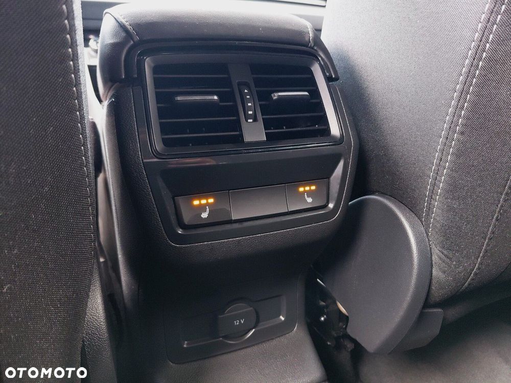 Skoda Karoq 1.5 TSI ACT Sportline DSG - 19
