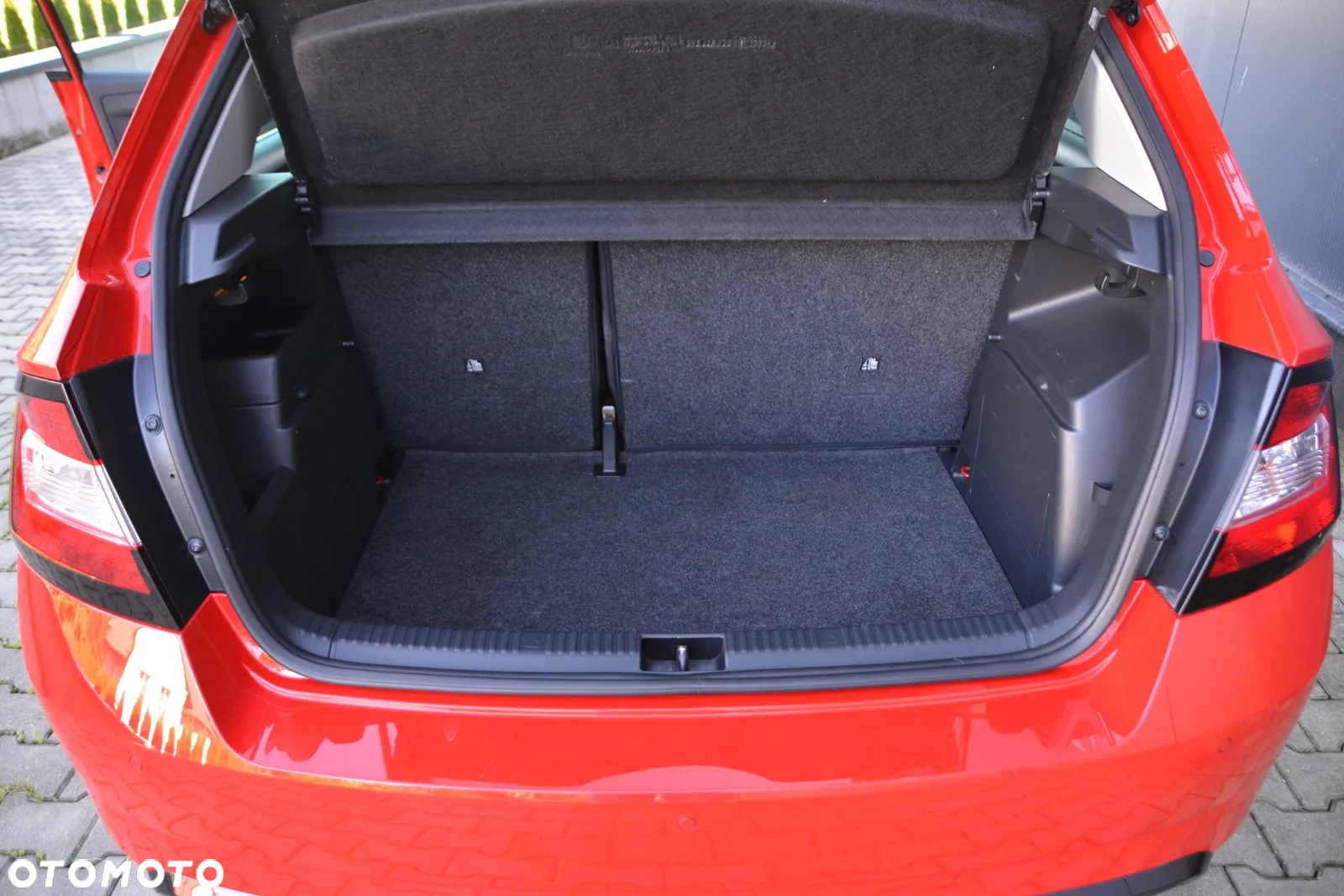 Skoda Fabia 1.2 TSI Monte Carlo - 10