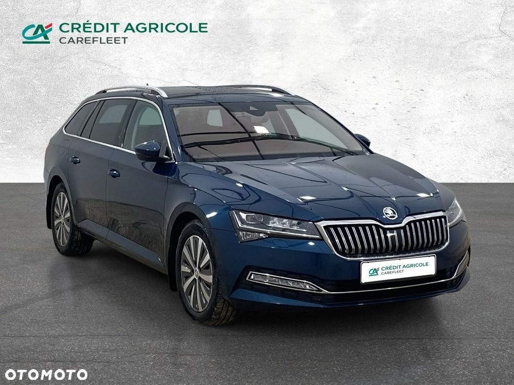 Skoda Superb 2023 photo 3