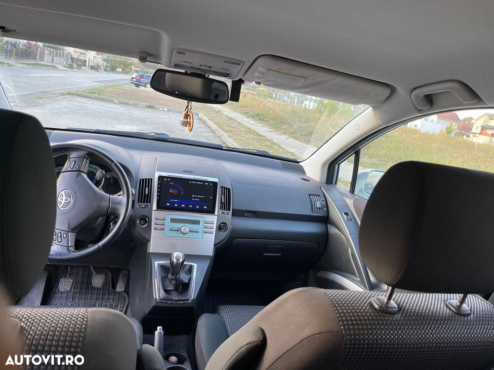 TOYOTA Corolla Verso 2006 — imagine 10