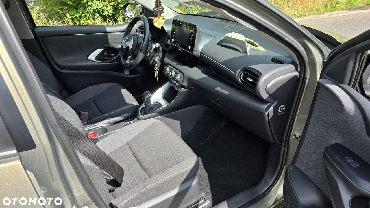 Toyota Yaris - 6