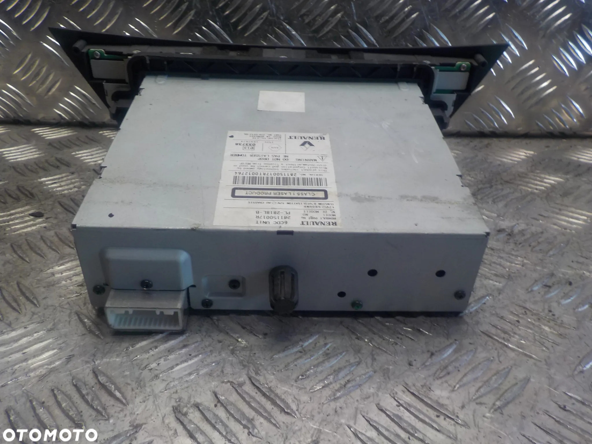 RENAULT LAGUNA III RADIO FABRYCZNE 281150017R - 4