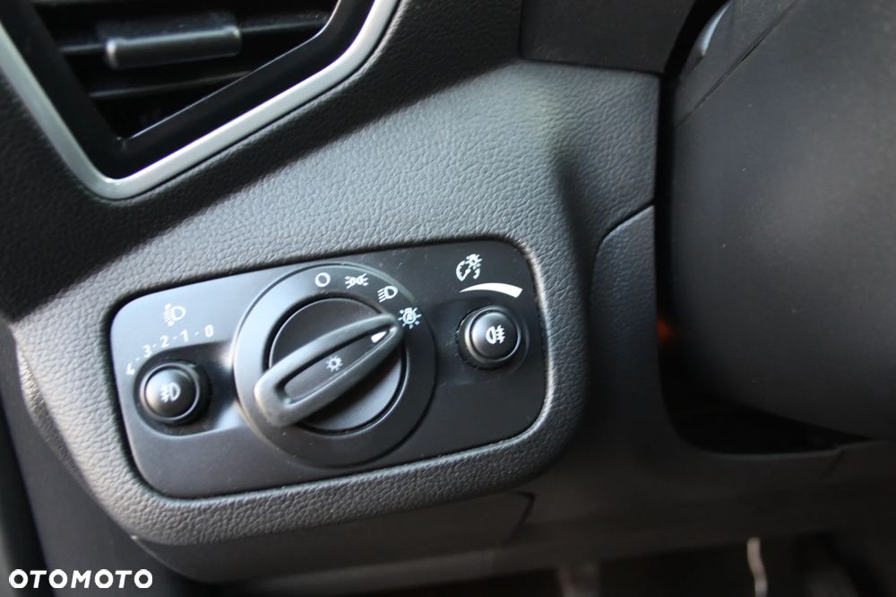 Ford Kuga 1.6 EcoBoost 2x4 Titanium - 17