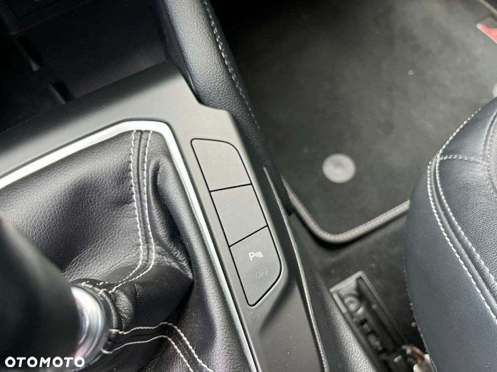 Ford Focus 2.3 EcoBoost ST Edition - 22