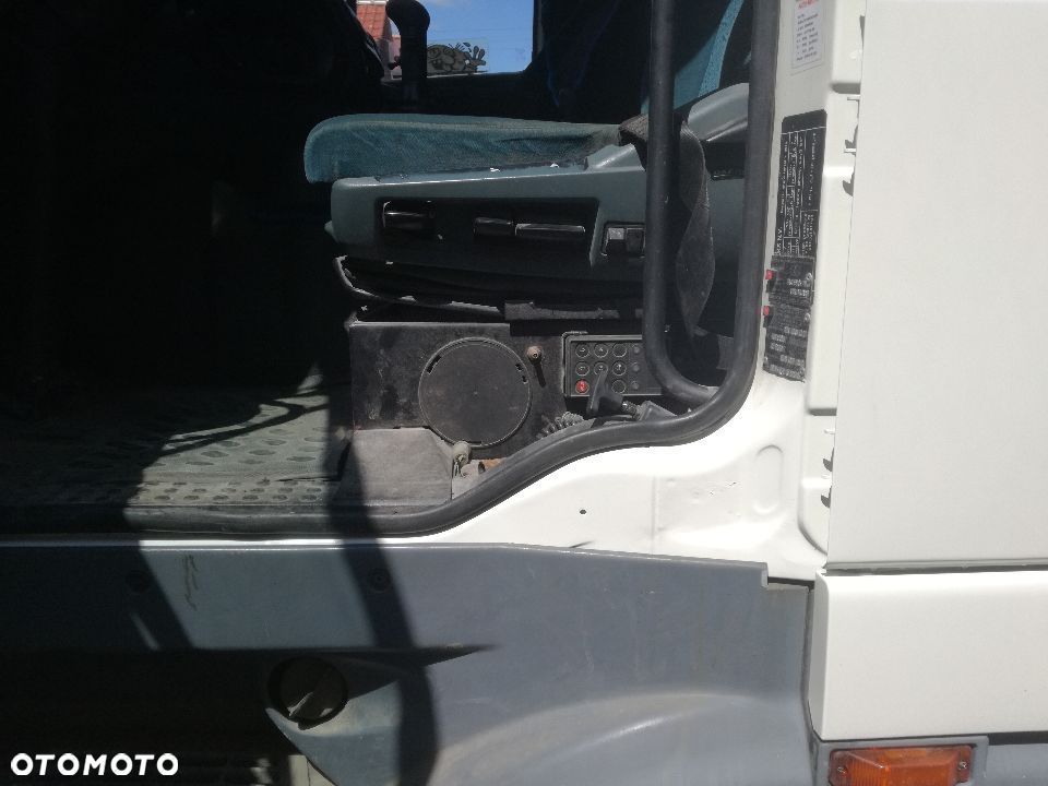 Kabina kompletna DAF XF 95 2005 rok - 4