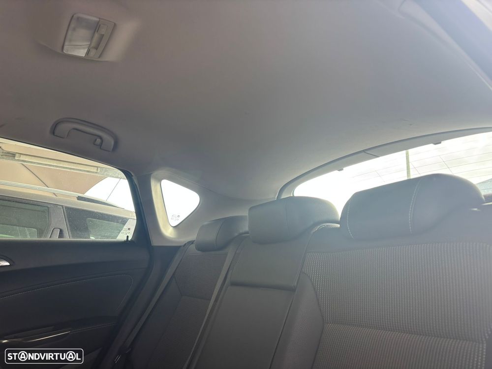 Opel Astra 1.7 CDTI Cosmo - 34