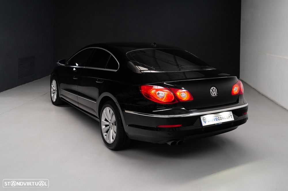 VW Passat CC 2.0 TDi BlueMotion - 12
