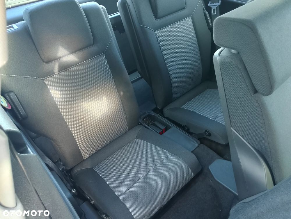 Opel Zafira - 8