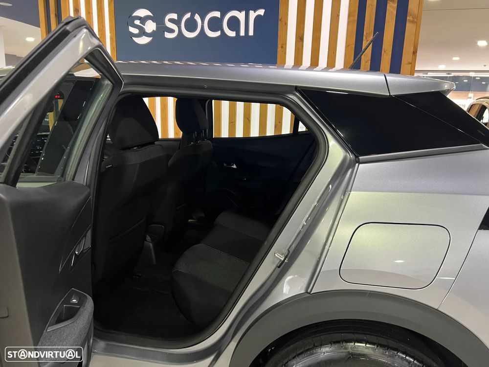 Peugeot 2008 1.2 PureTech Style - 12