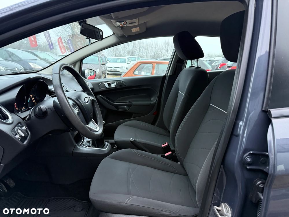 Ford Fiesta 1.25 Titanium - 24