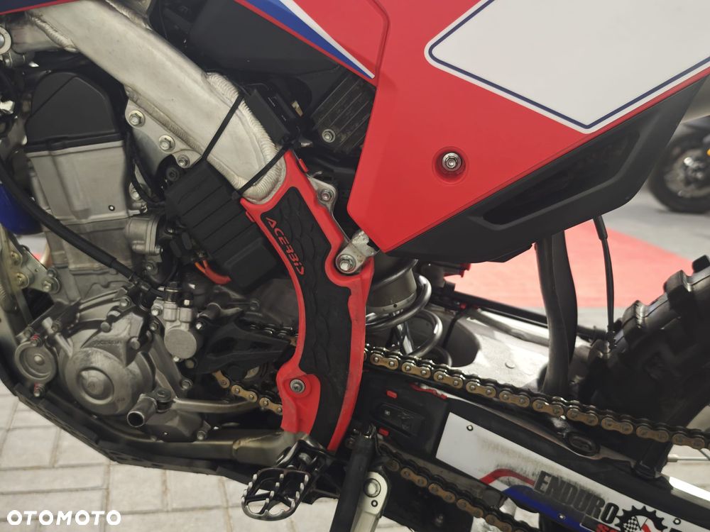 Honda CRF - 18