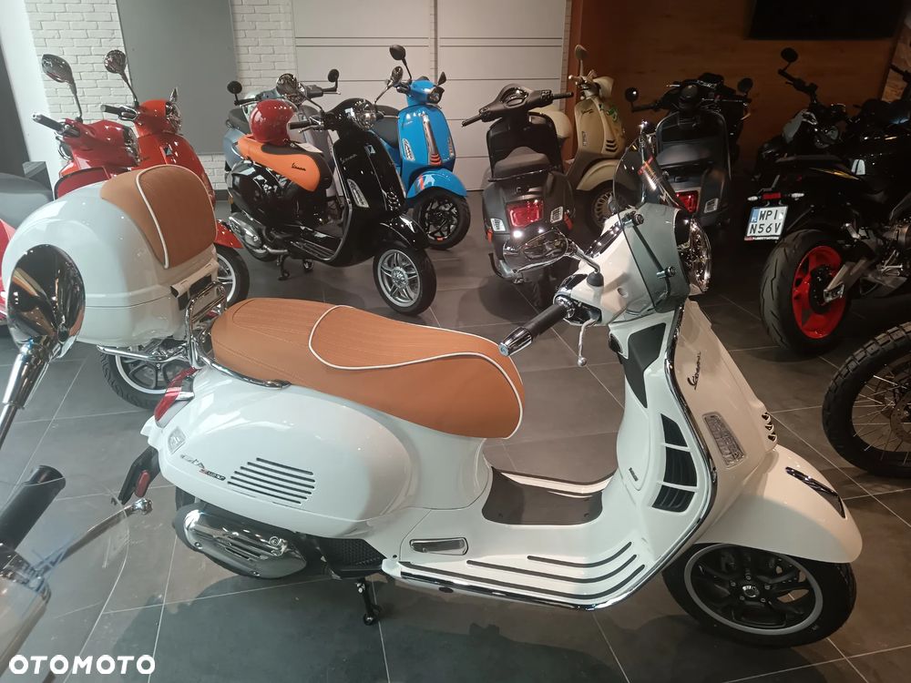Vespa GTS - 5