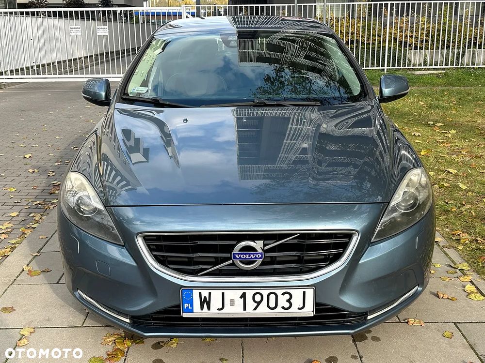 Volvo V40 D3 Momentum - 6