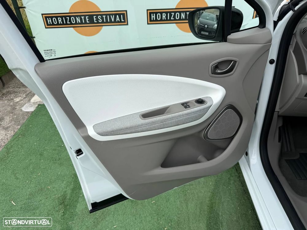 Renault Zoe (c/ Bateria) 41 kwh Intens - 28