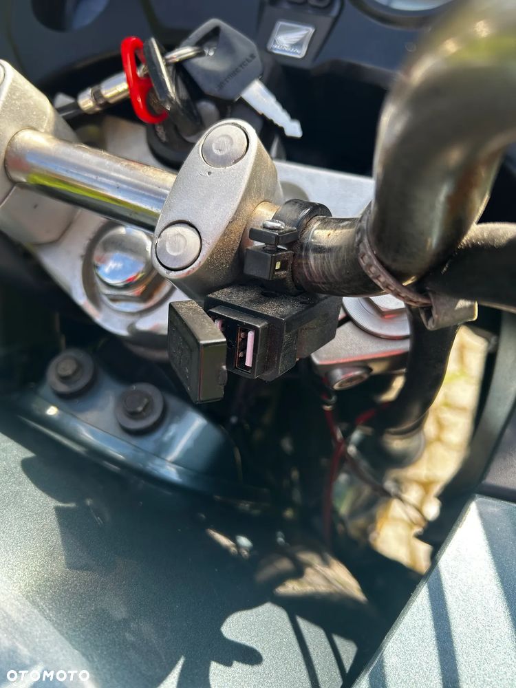Honda CBF - 19