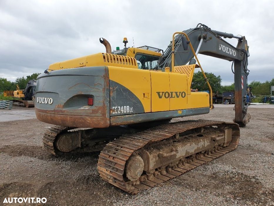 Dezmembrare utilaj de constructii VOLVO EC240BLC - 1