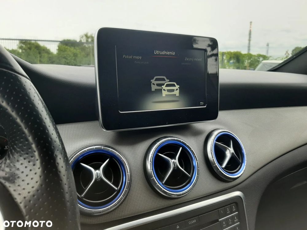 Mercedes-Benz CLA 200 (CDI) d - 8