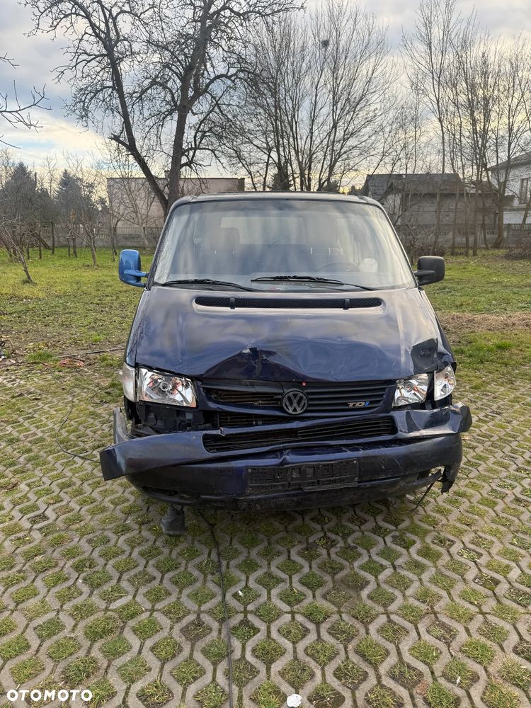 Volkswagen Transporter - 4