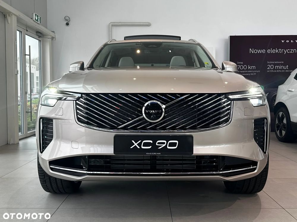 Volvo XC 90 T8 AWD Plug-In Hybrid Ultimate Bright 7os - 2